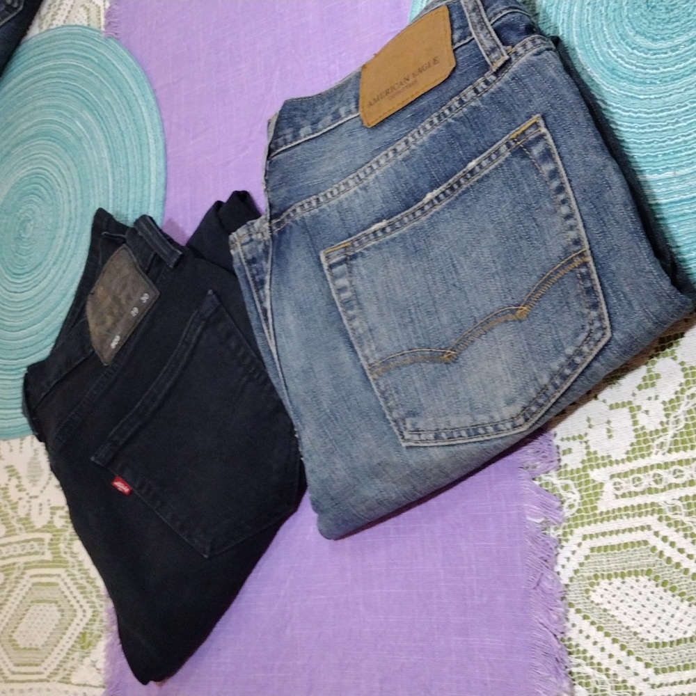 2 PAIR MENS CLASSIC JEANS 1  AMERICAN EAGLE 1 LEVI SZ 30 X 30